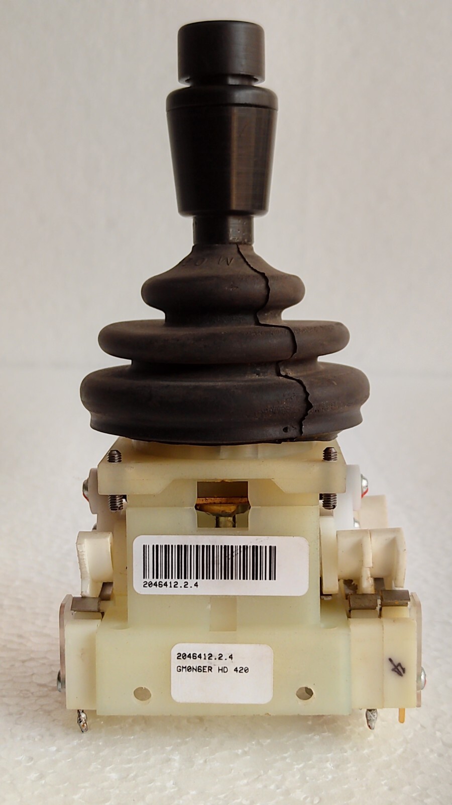 admin/uploads/uploads/Spohn + Burkardt 2046412.2.4 Winch Joystick_3.webp